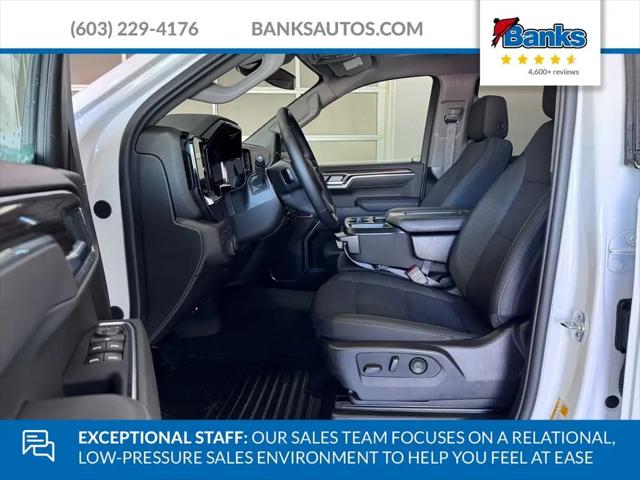 2026 Chevrolet Silverado 1500 4WD Crew Cab Short Bed RST