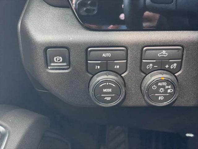 2026 Chevrolet Silverado 1500 4WD Crew Cab Short Bed RST