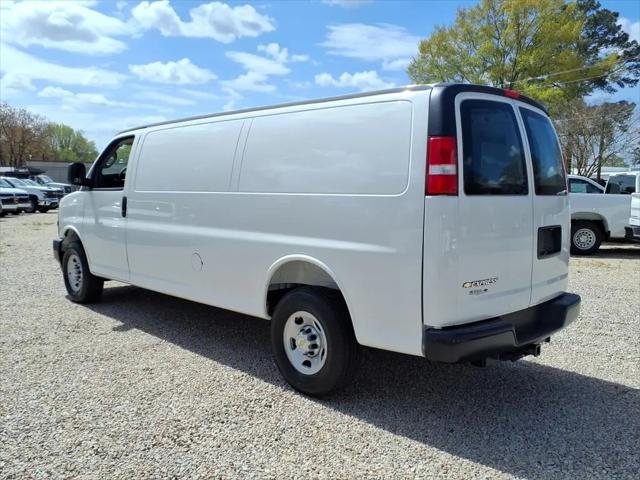 2026 Chevrolet Express Cargo Van 2500 Extended Wheelbase, WT, RWD