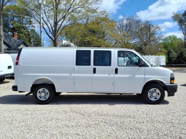 2026 Chevrolet Express Cargo Van 2500 Extended Wheelbase, WT, RWD
