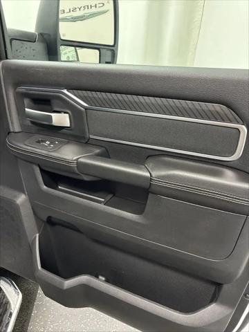 2026 Ram 3500 Big Horn Crew Cab 4x4 8' Box