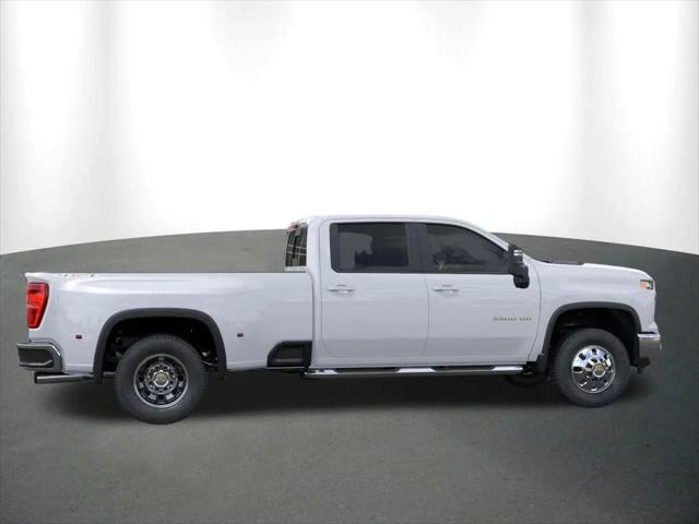 2026 Chevrolet Silverado 3500HD Crew Cab, Long Bed, LT Dual Rear Wheel, RWD