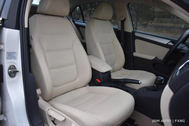 2012 Volkswagen Jetta 2.5L SEL