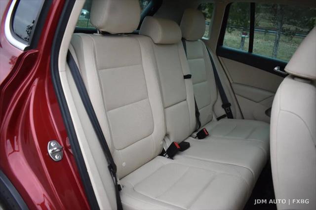 2012 Volkswagen Tiguan SE