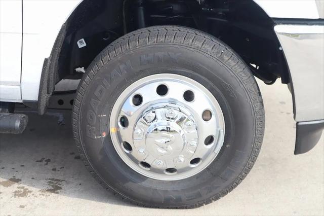 2026 Ram 3500 Tradesman Crew Cab 4x4 8' Box