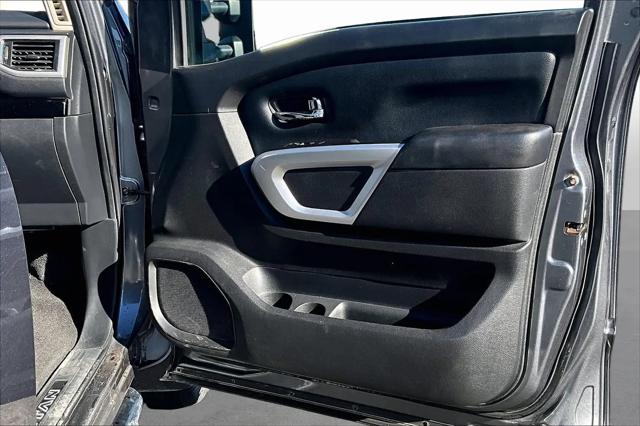 2020 Nissan Titan Crew Cab SV 4x4
