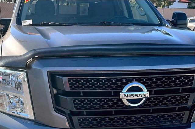 2020 Nissan Titan Crew Cab SV 4x4