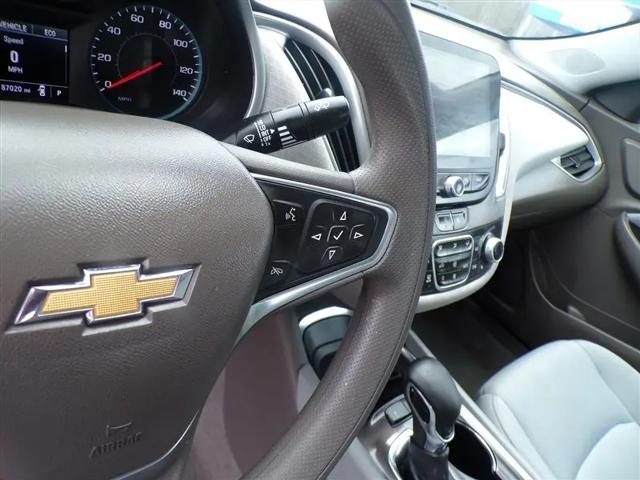 2022 Chevrolet Malibu FWD LT