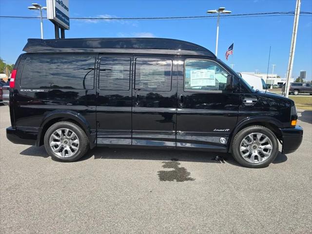 2026 Chevrolet Express Cargo Van 2500 Regular Wheelbase, WT, RWD