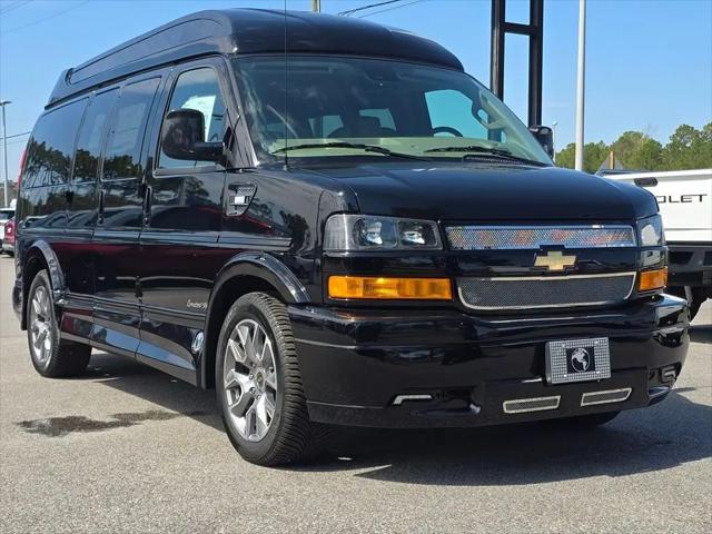 2026 Chevrolet Express Cargo Van 2500 Regular Wheelbase, WT, RWD