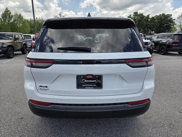 2026 Jeep Grand Cherokee Altitude 4x4
