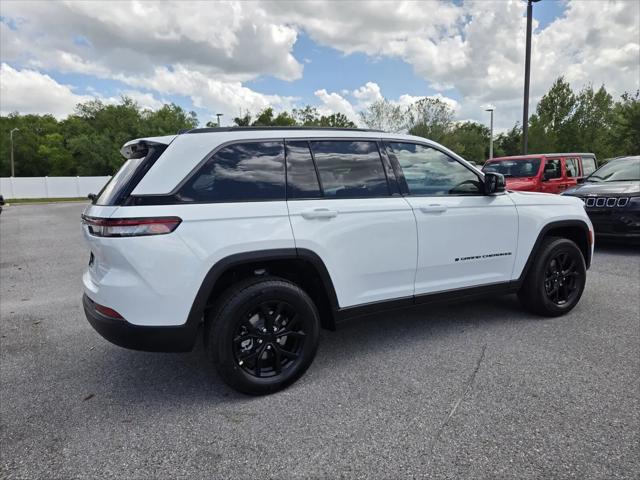 2026 Jeep Grand Cherokee Altitude 4x4
