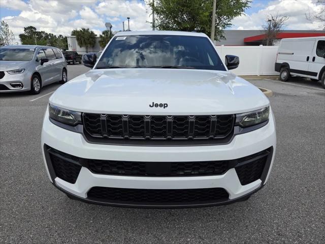 2026 Jeep Grand Cherokee Altitude 4x4