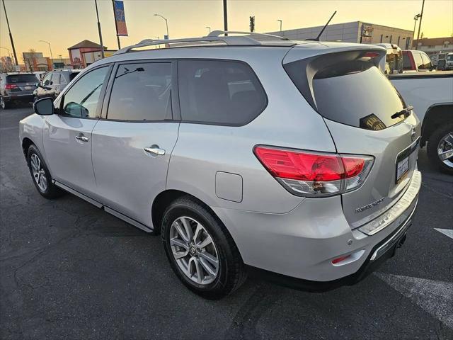 2014 Nissan Pathfinder SV