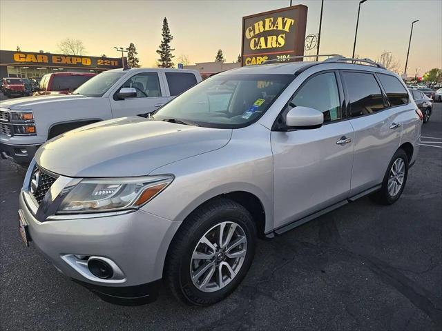 2014 Nissan Pathfinder SV