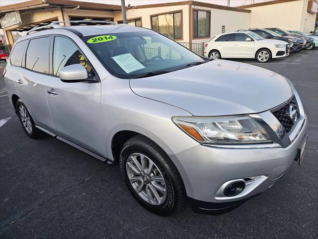 2014 Nissan Pathfinder SV