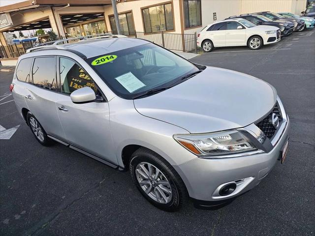 2014 Nissan Pathfinder SV
