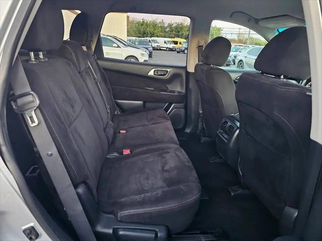 2014 Nissan Pathfinder SV