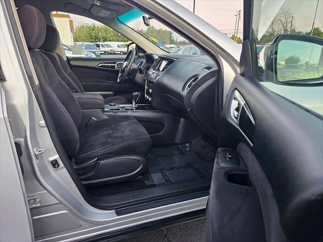 2014 Nissan Pathfinder SV