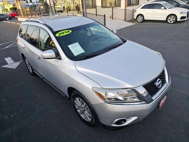 2014 Nissan Pathfinder SV