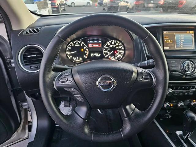 2014 Nissan Pathfinder SV