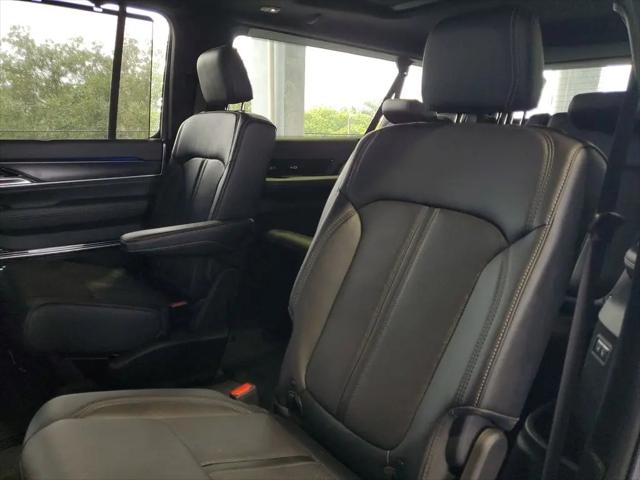2026 Jeep Grand Wagoneer L Summit Obsidian 4x4