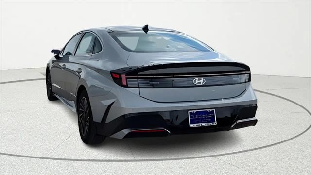2026 Hyundai Sonata Hybrid Limited
