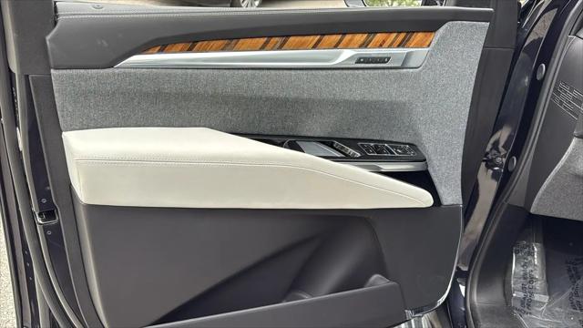 2025 Cadillac Escalade Premium Luxury Platinum
