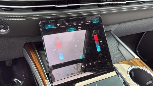2025 Cadillac Escalade Premium Luxury Platinum