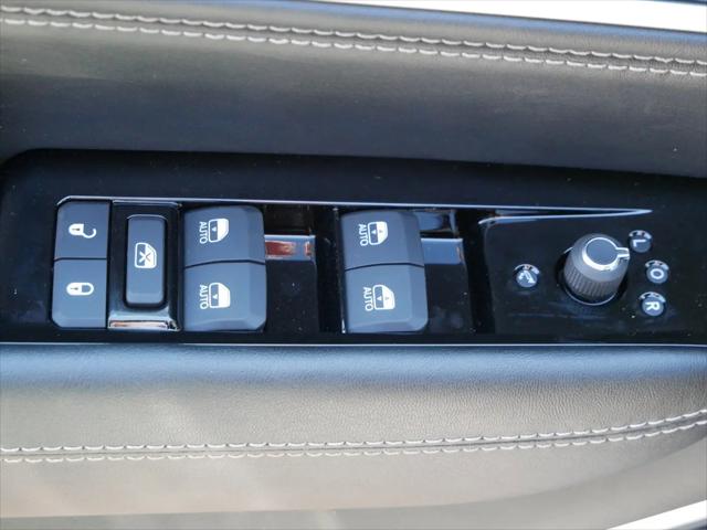 2026 Jeep Grand Wagoneer Upland 4x4