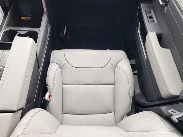 2026 Toyota Tundra Limited CrewMax 5.5' Bed