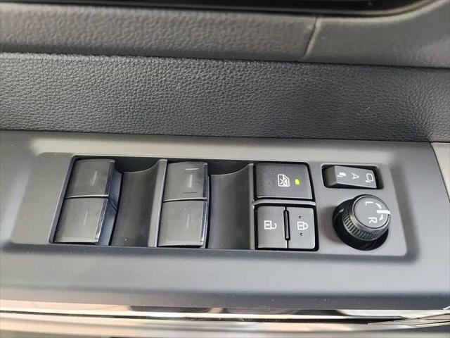 2026 Toyota Tundra Limited CrewMax 5.5' Bed