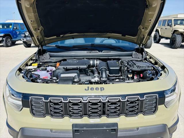 2026 Jeep Cherokee Laredo 4x4