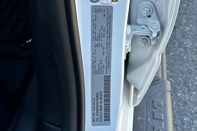 2026 Ram 1500 Express Crew Cab 4x4 57 Box
