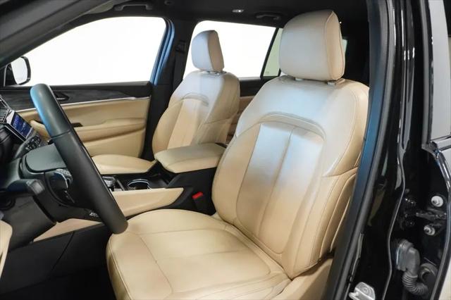2025 Jeep Grand Cherokee L Limited 4x4