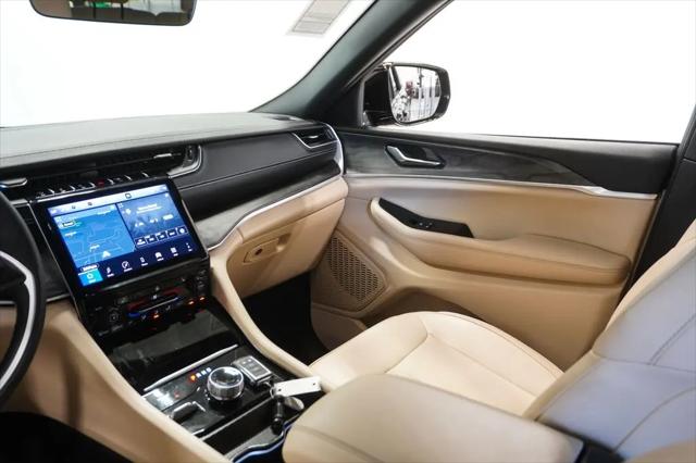 2025 Jeep Grand Cherokee L Limited 4x4