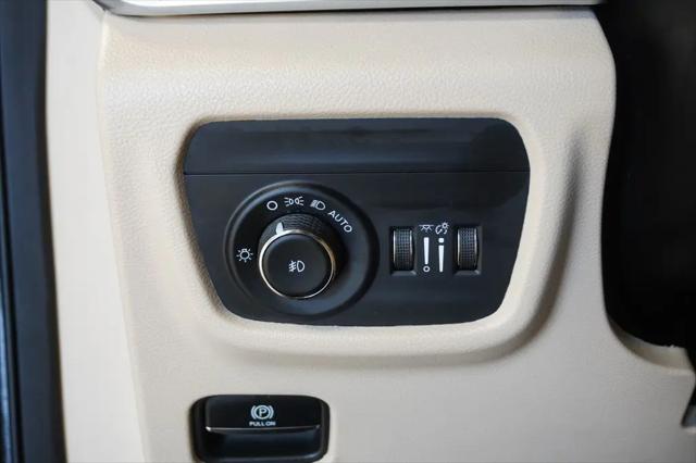 2025 Jeep Grand Cherokee L Limited 4x4