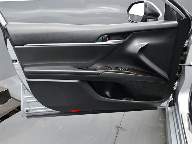 2023 Toyota Camry SE AWD
