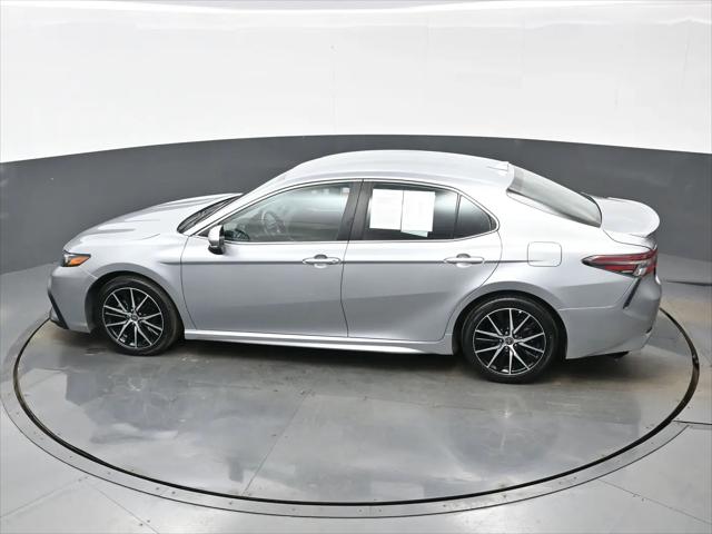 2023 Toyota Camry SE AWD