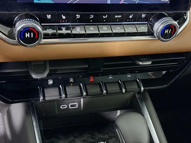 2024 GMC Canyon 4WD AT4