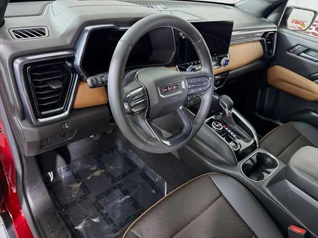 2024 GMC Canyon 4WD AT4