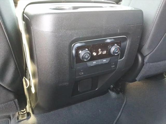2026 Chevrolet Suburban LS, 4WD
