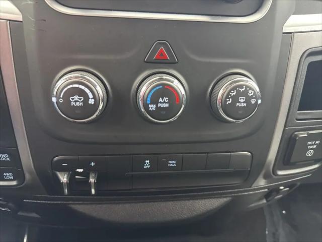 2023 Ram 1500 Classic SLT