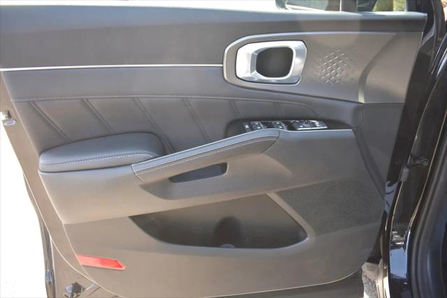 2022 Kia Sorento Hybrid SX