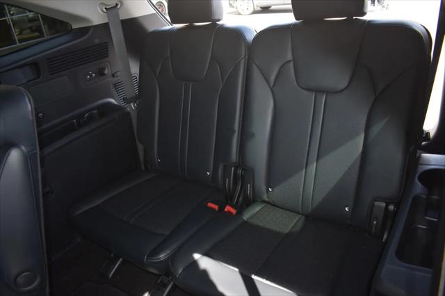 2022 Kia Sorento Hybrid SX
