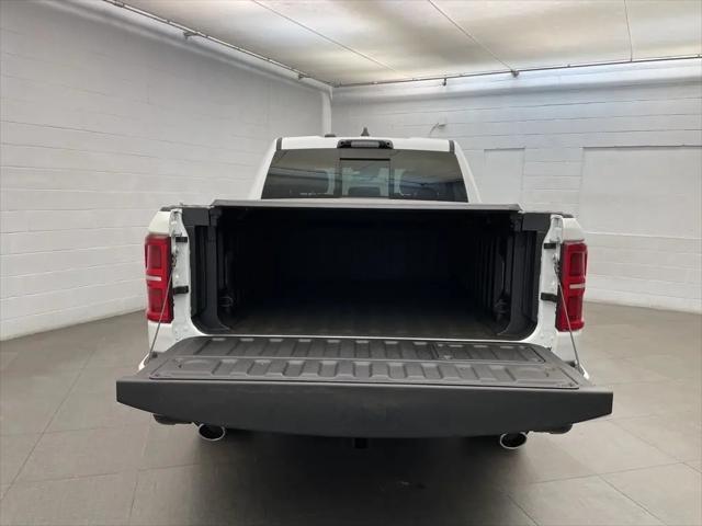 2026 Ram 1500 Tungsten Crew Cab 4x4 5'7" Box