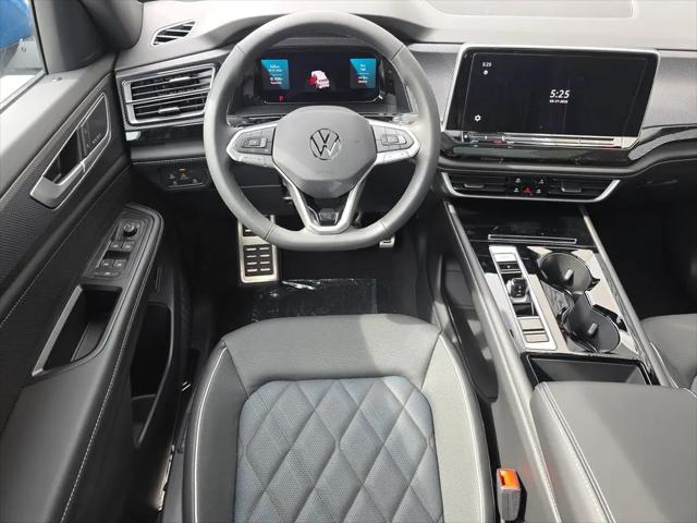 2026 Volkswagen Atlas Cross Sport SEL Premium R-Line