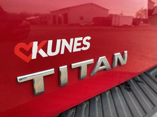 2005 Nissan Titan SE
