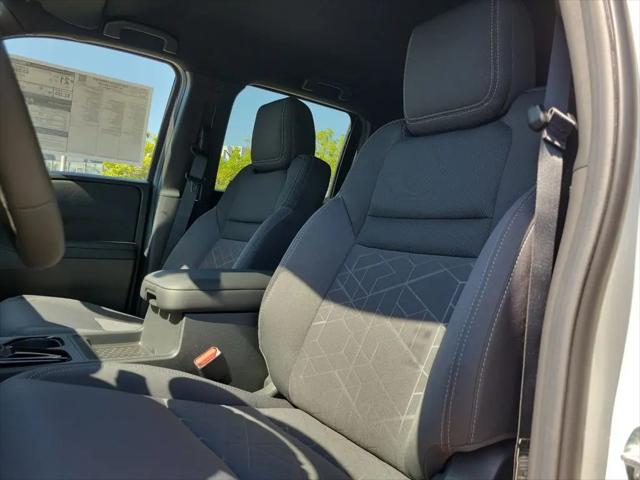 2026 Nissan Frontier Crew Cab Long Bed SV 4x2