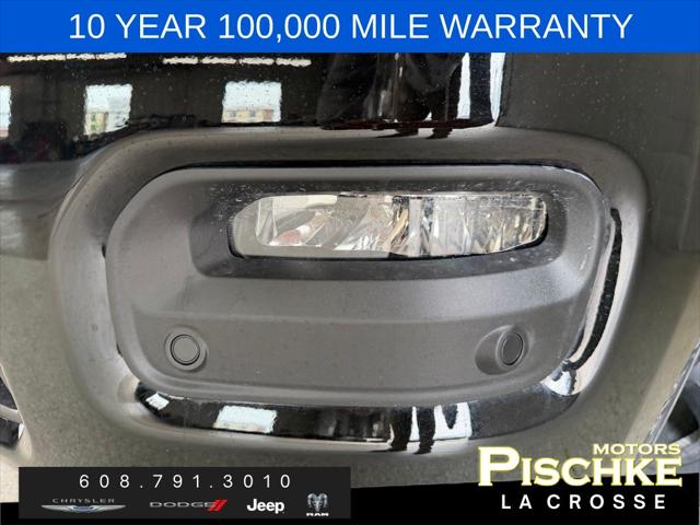 2026 Ram 1500 Express Crew Cab 4x4 57 Box